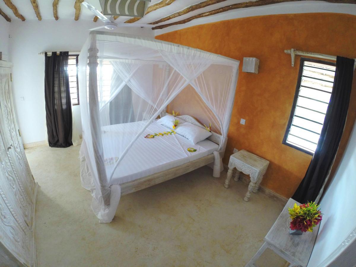 Nyumba Ya Afrika Bed & Breakfast Watamu Bagian luar foto