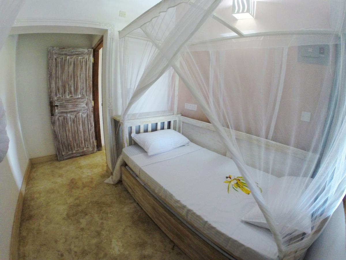 Nyumba Ya Afrika Bed & Breakfast Watamu Bagian luar foto