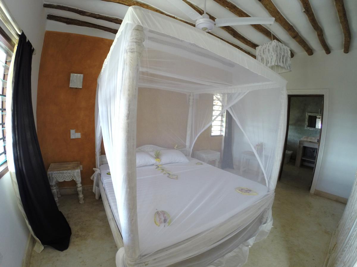 Nyumba Ya Afrika Bed & Breakfast Watamu Bagian luar foto
