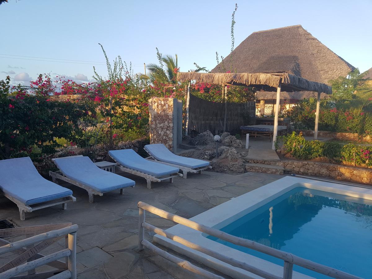 Nyumba Ya Afrika Bed & Breakfast Watamu Bagian luar foto