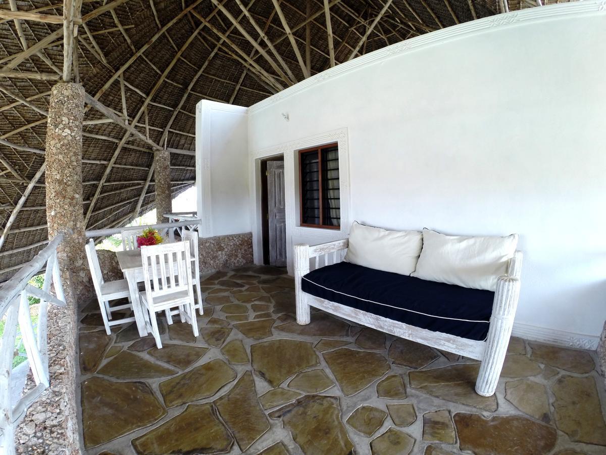 Nyumba Ya Afrika Bed & Breakfast Watamu Bagian luar foto