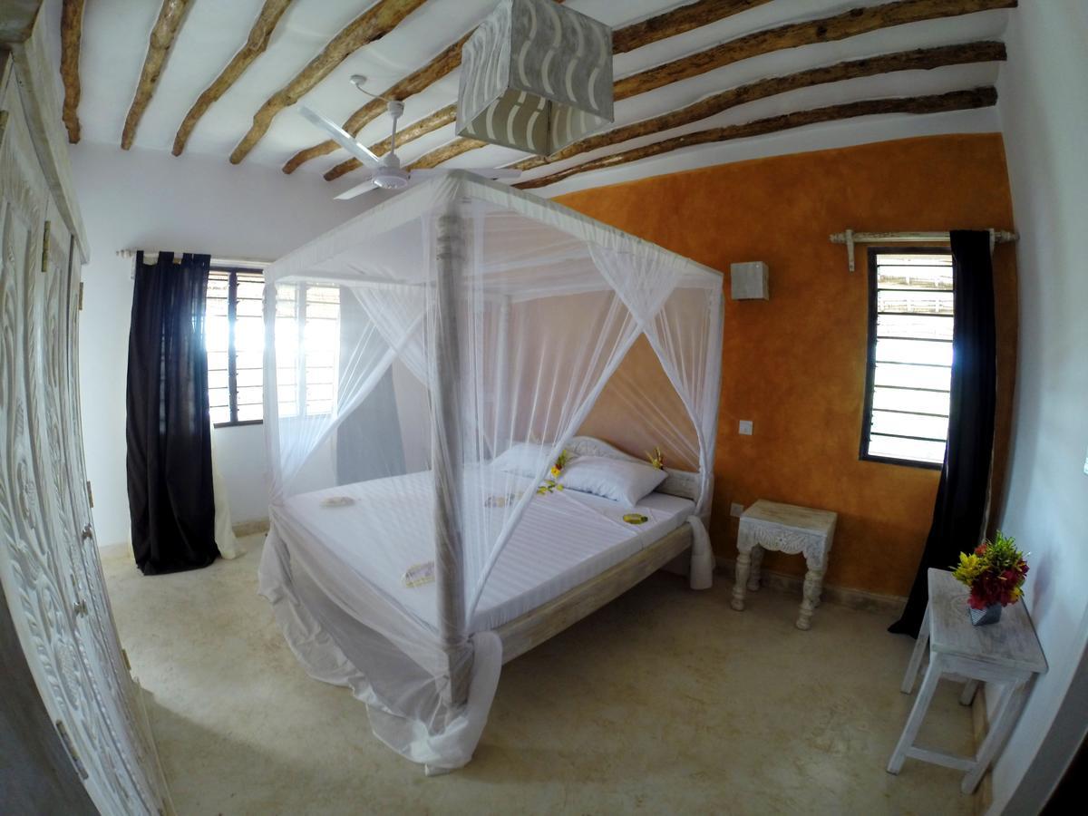 Nyumba Ya Afrika Bed & Breakfast Watamu Bagian luar foto