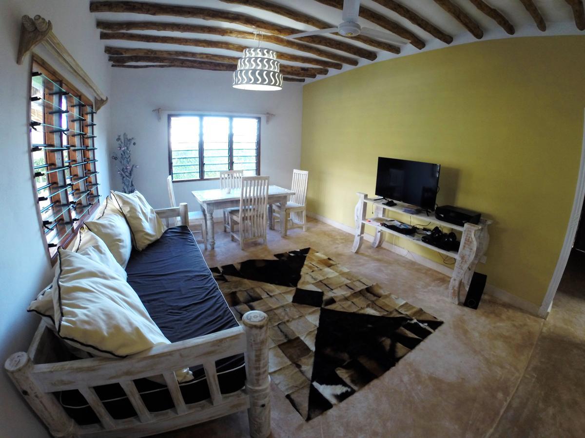 Nyumba Ya Afrika Bed & Breakfast Watamu Bagian luar foto
